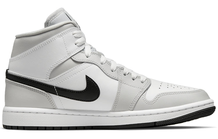靴 Nike Air Jordan 1 Mid Light Smoke Grey Nike Air Jordan 1 Mid Light Smoke Grey Anthracite MENS 9.5M